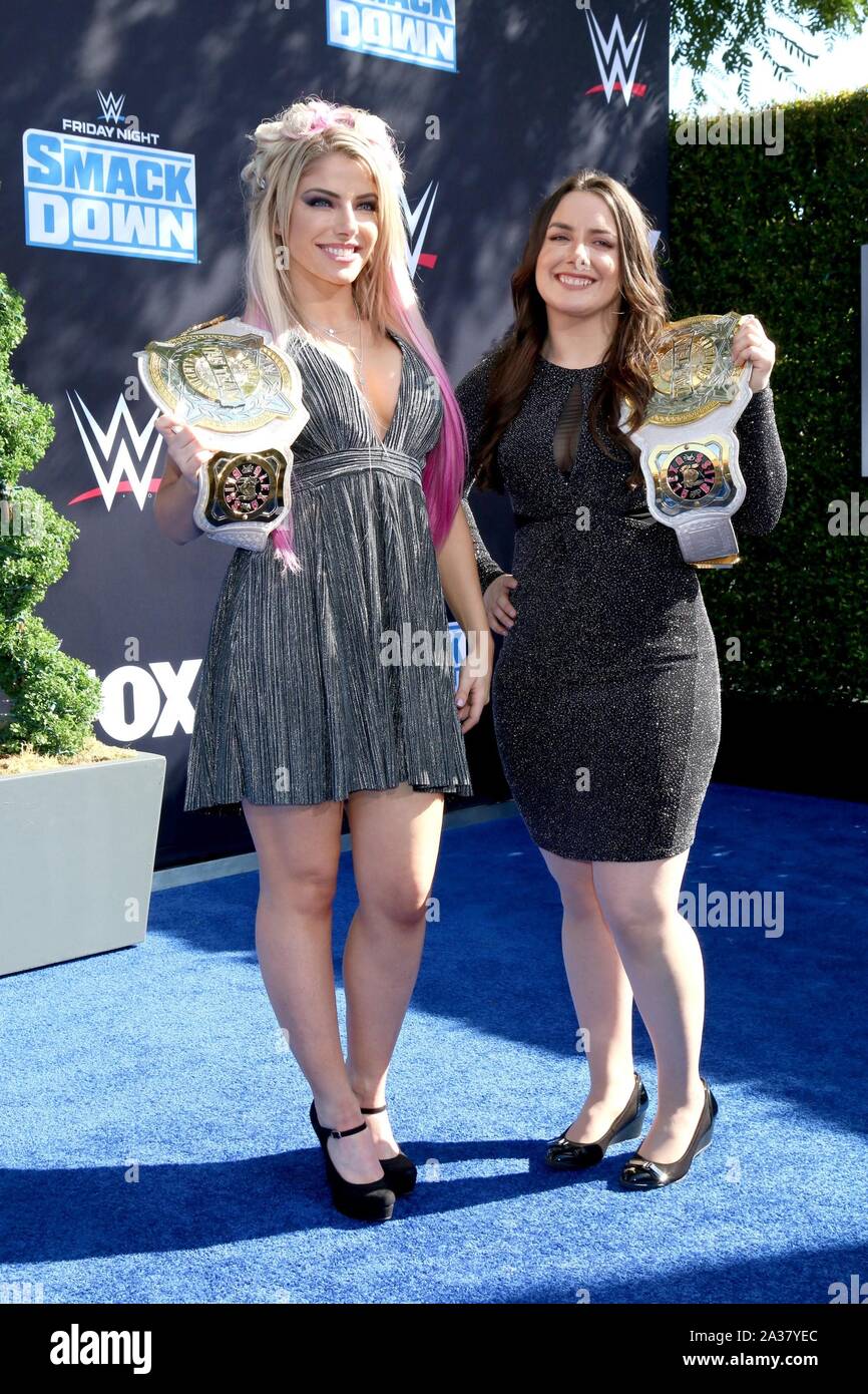 Alexa Bliss, ospite presso gli arrivi per WWE ventesimo anniversario di SmackDown Premiere, STAPLES Center di Los Angeles, CA Ottobre 4, 2019. Foto di: Priscilla concedere/Everett Collection Foto Stock