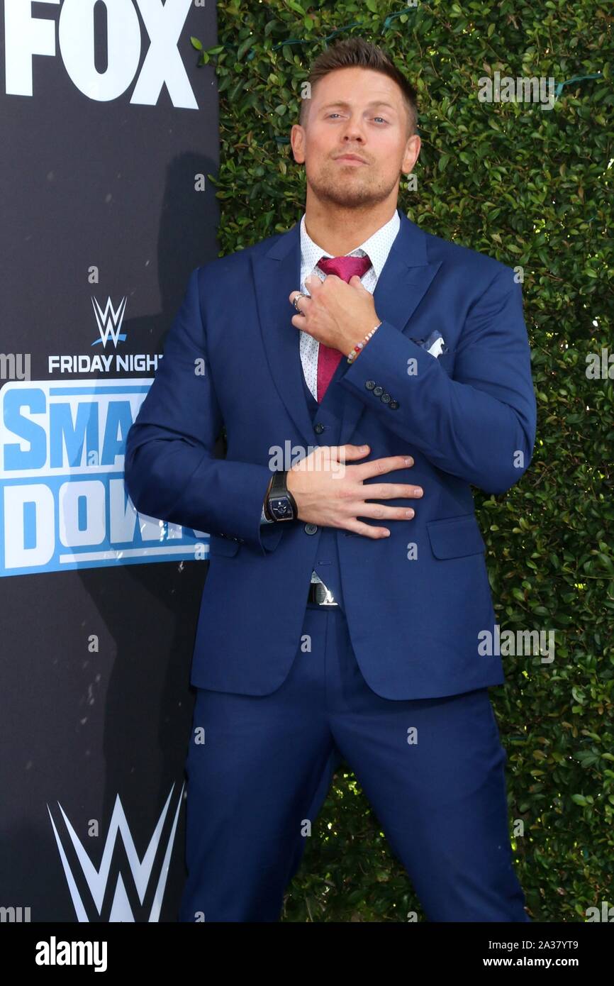 Michael Mizanin, Miz presso gli arrivi per WWE ventesimo anniversario di SmackDown Premiere, STAPLES Center di Los Angeles, CA Ottobre 4, 2019. Foto di: Priscilla concedere/Everett Collection Foto Stock