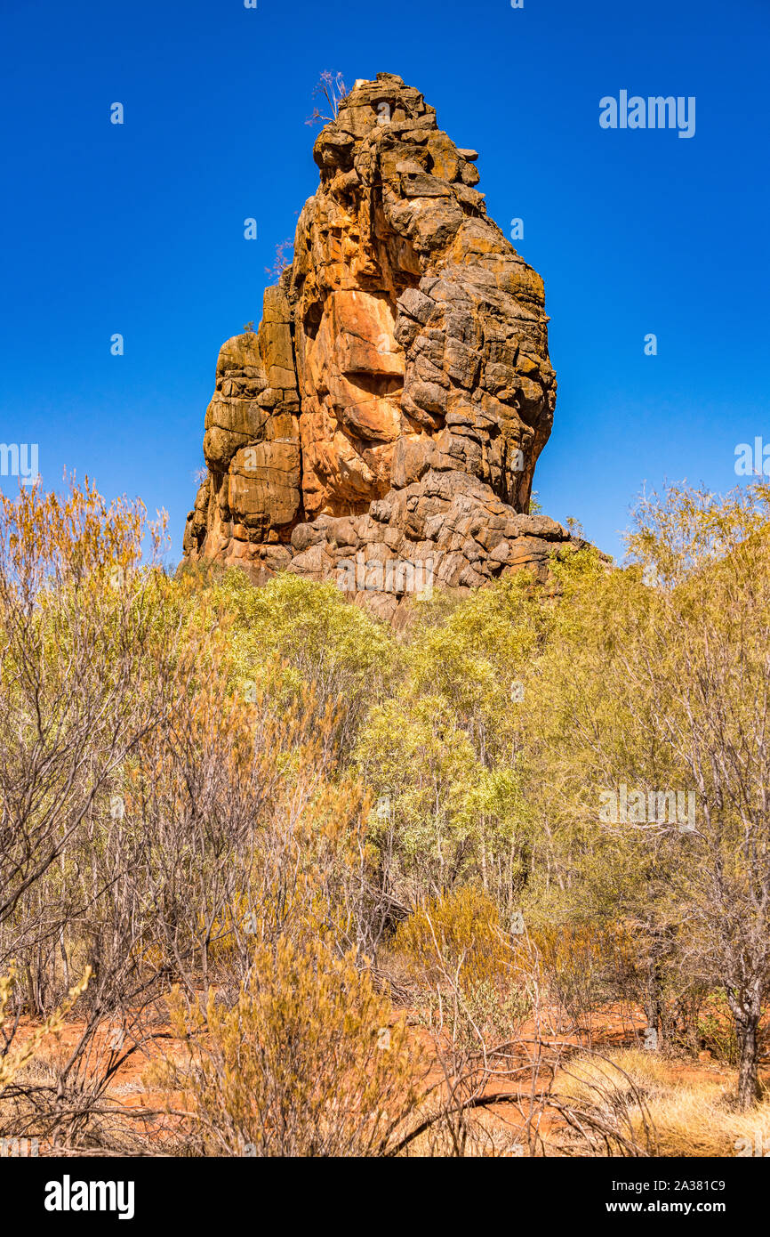 Corroboree Rock in Oriente MacDonnell Ranges, Territorio del Nord, l'Australia Foto Stock
