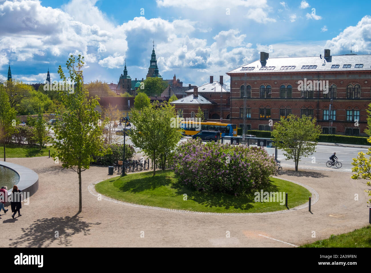 Copenhagen, Danimarca - 04 Maggio 2019: Il Parco della Galleria Nazionale della Danimarca nel centro di Copenhagen, Danimarca Foto Stock
