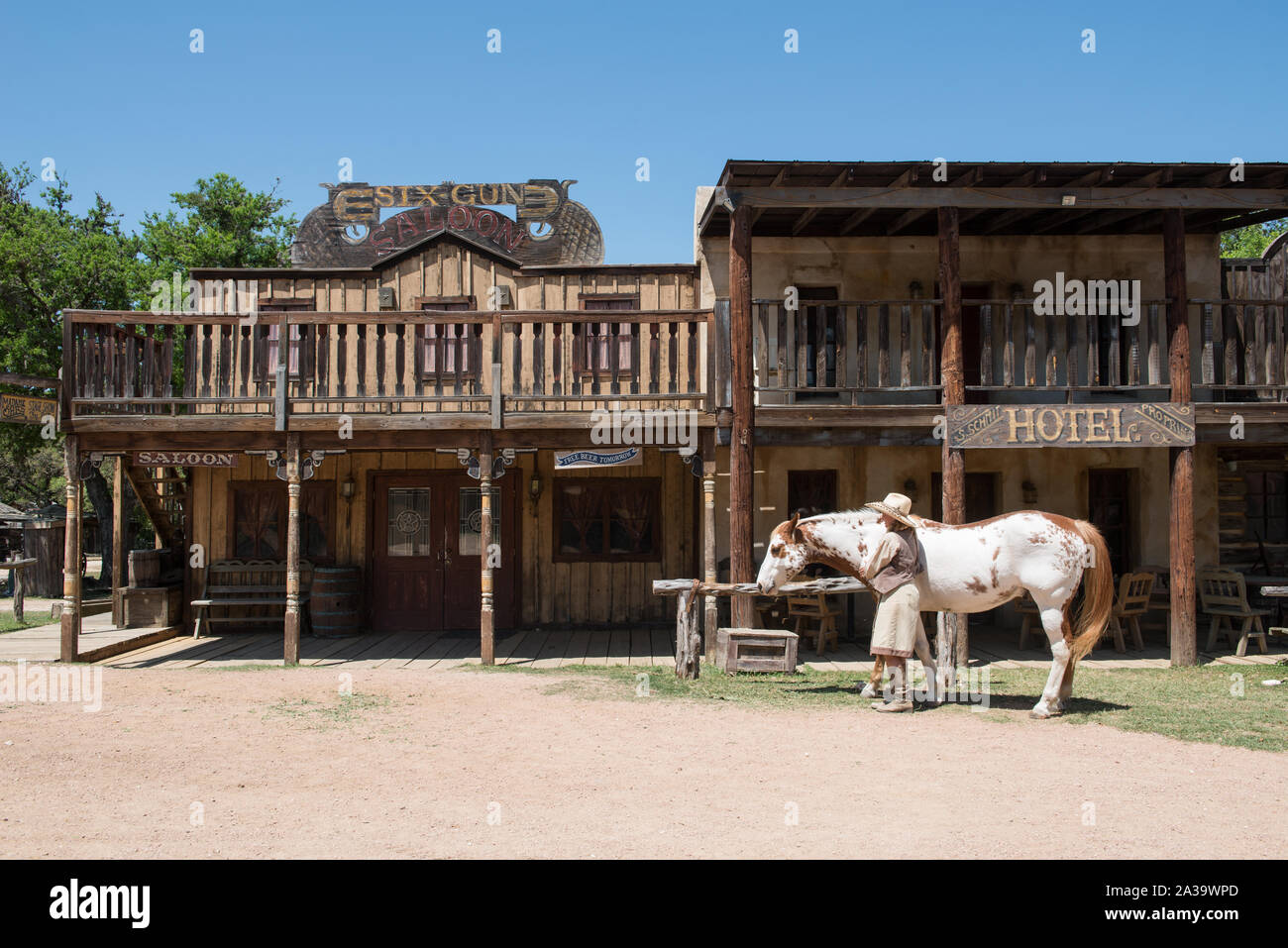 Scena da molle incantata Ranch, un vecchio West theme park, speciale-eventi venue, e frequente di film e televisione commerciale in set Boerne, Texas, a nord-ovest di San Antonio Foto Stock