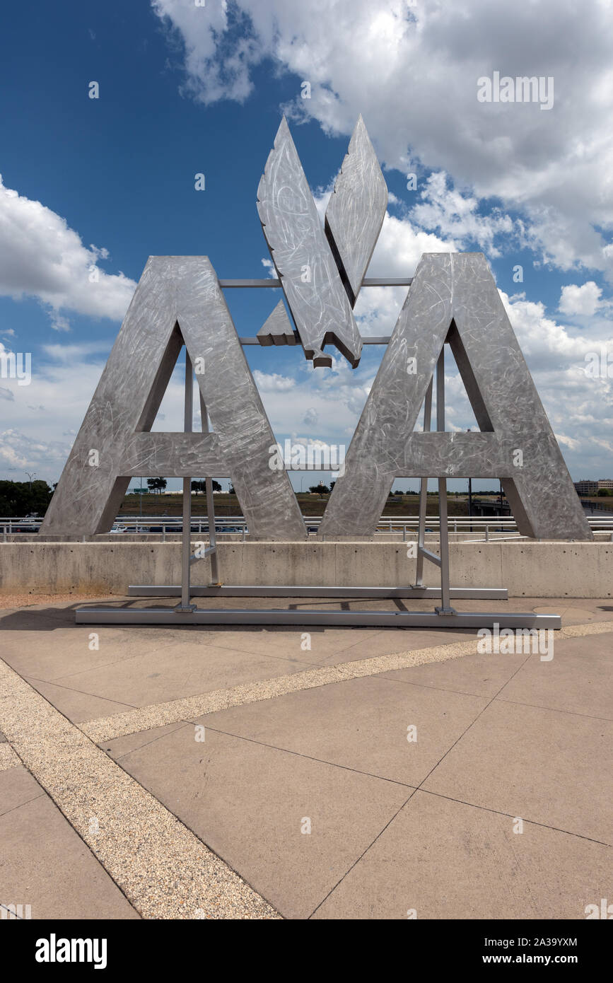 Scena al di fuori della American Airlines C.R. Museo Smith sul campus della American Airlines volo Academy, all'estremità sud dell'Aeroporto Internazionale Fort Worth di Dallas vicino la sede mondiale di American Airlines Foto Stock