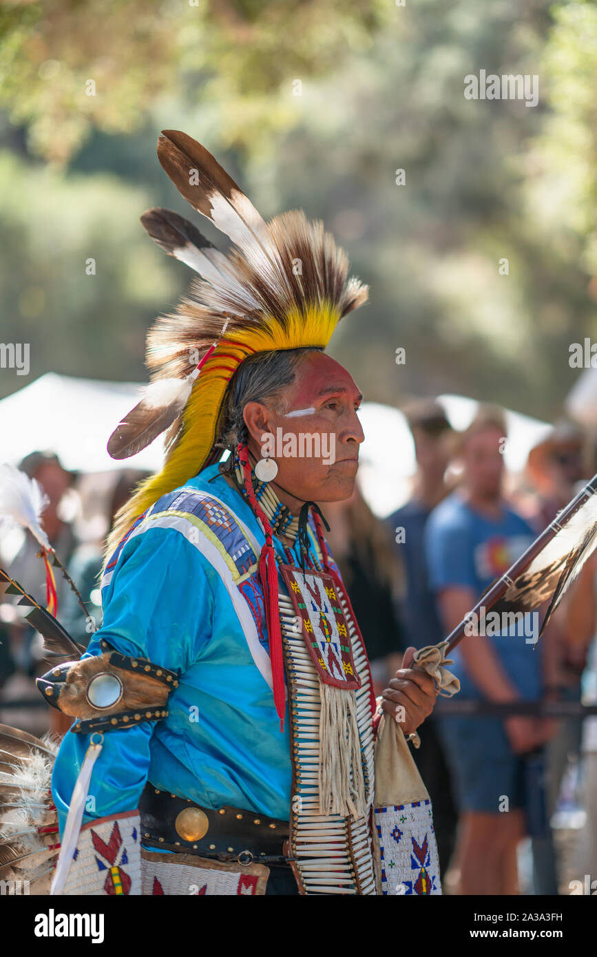 Pow Wow. Ritratto di Greg Red Elk in full regalia Foto Stock