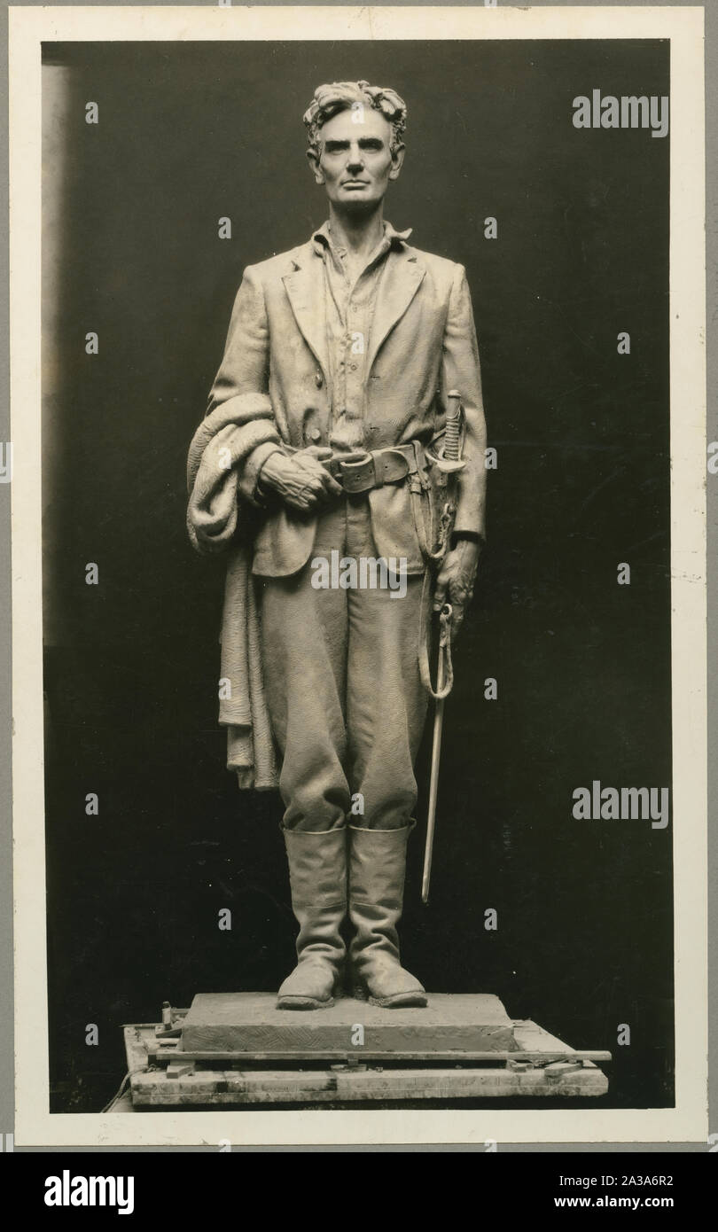 Scultura di Abraham Lincoln e a piena lunghezza, in piedi, rivolto verso la parte anteriore, come capitano della milizia, ca. 1832 Foto Stock