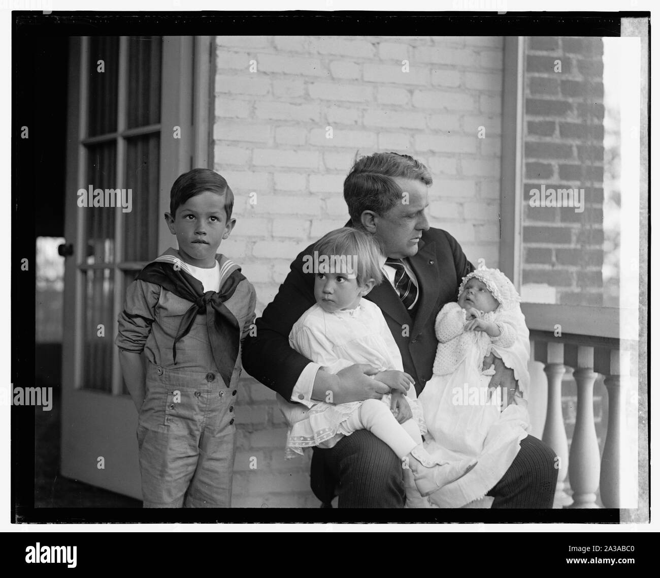 Secty. Davis & Figli, 4/23/22 Foto Stock