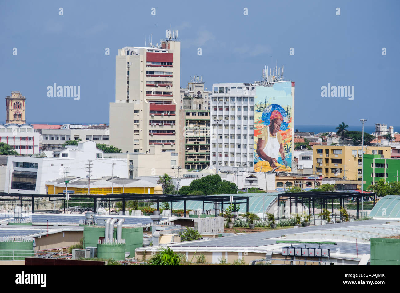Lo skyline di Cartagena come visto dalla parte superiore di San Felipe de Barajas Castle Foto Stock