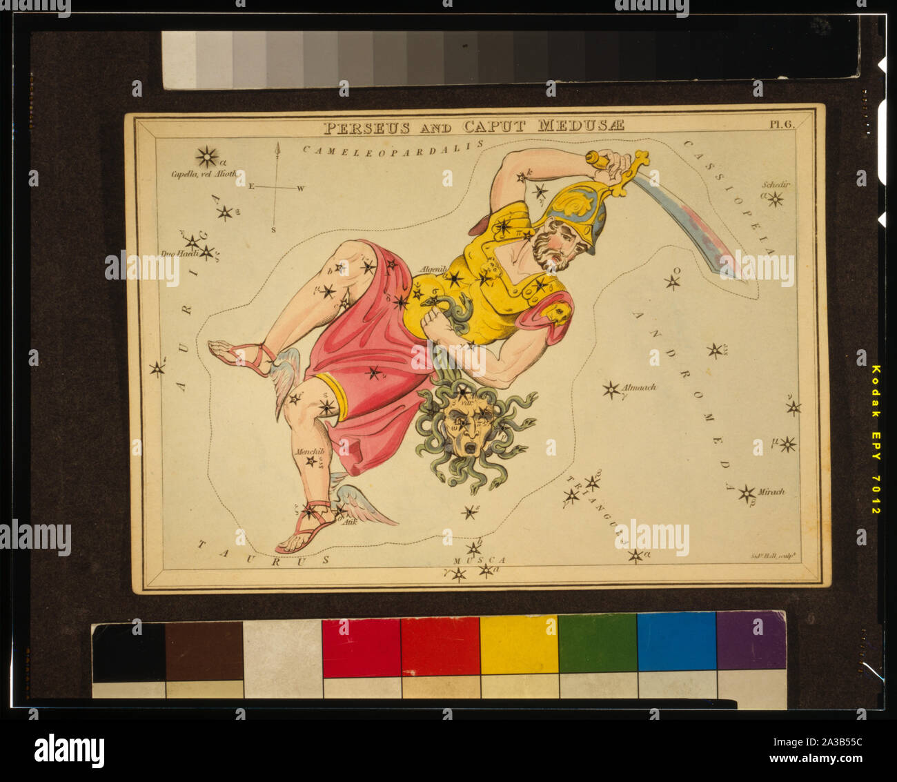 Il Perseus e il caput Medusae, piastra 6 a specchio di Urania, un set di carte celesti accompagnati da un familiare trattato di astronomia ... da Giosafat Aspin. Londra. Astronomical diagramma che mostra Perseo spada insanguinata e la testa recisa di Medusa formando la costellazione. 1 stampa su carta stratificata pensione : incisione, colorate a mano.; Foto Stock