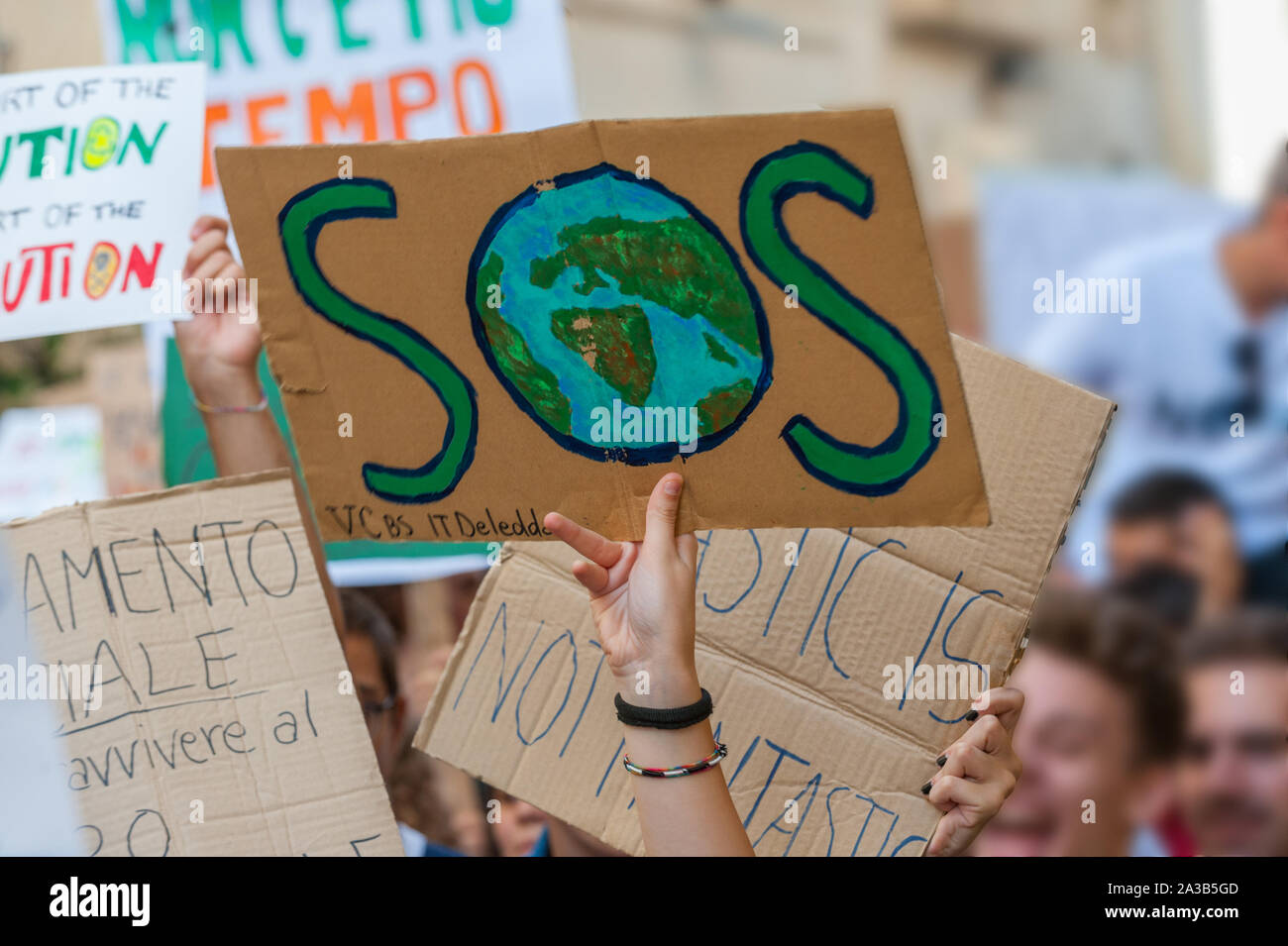 Sciopero della scuola per il clima, SOS scheda; Lecce 27 settembre 2019 venerdì per il futuro Foto Stock