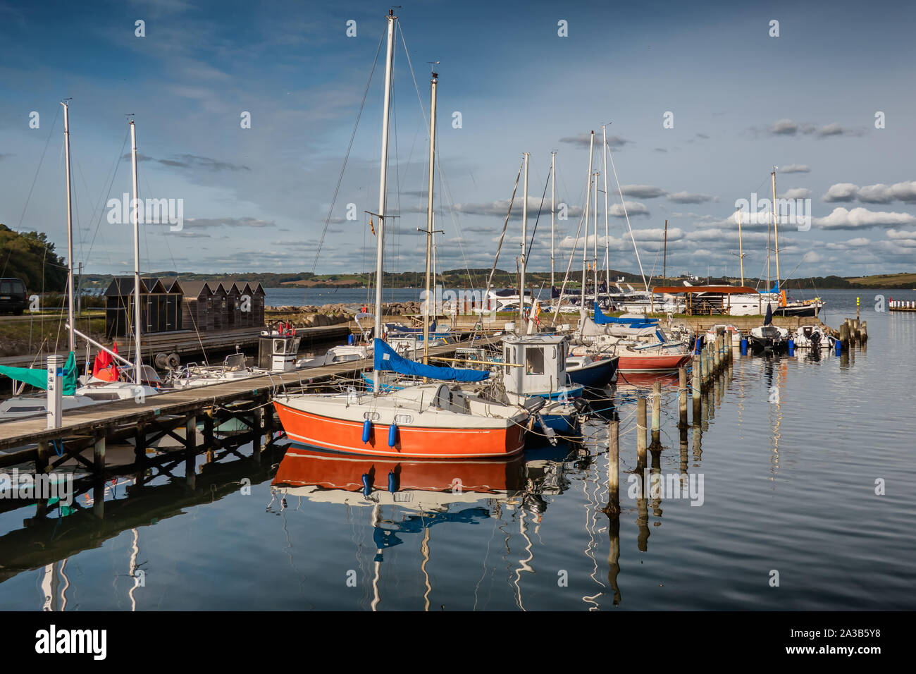 Brejning marina yacht harbour al fiordo di Vejle, Danimarca Foto Stock