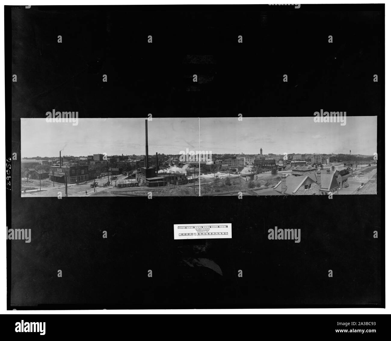 Sioux Falls, S. Dak., centro business guardando ad ovest; Foto Stock