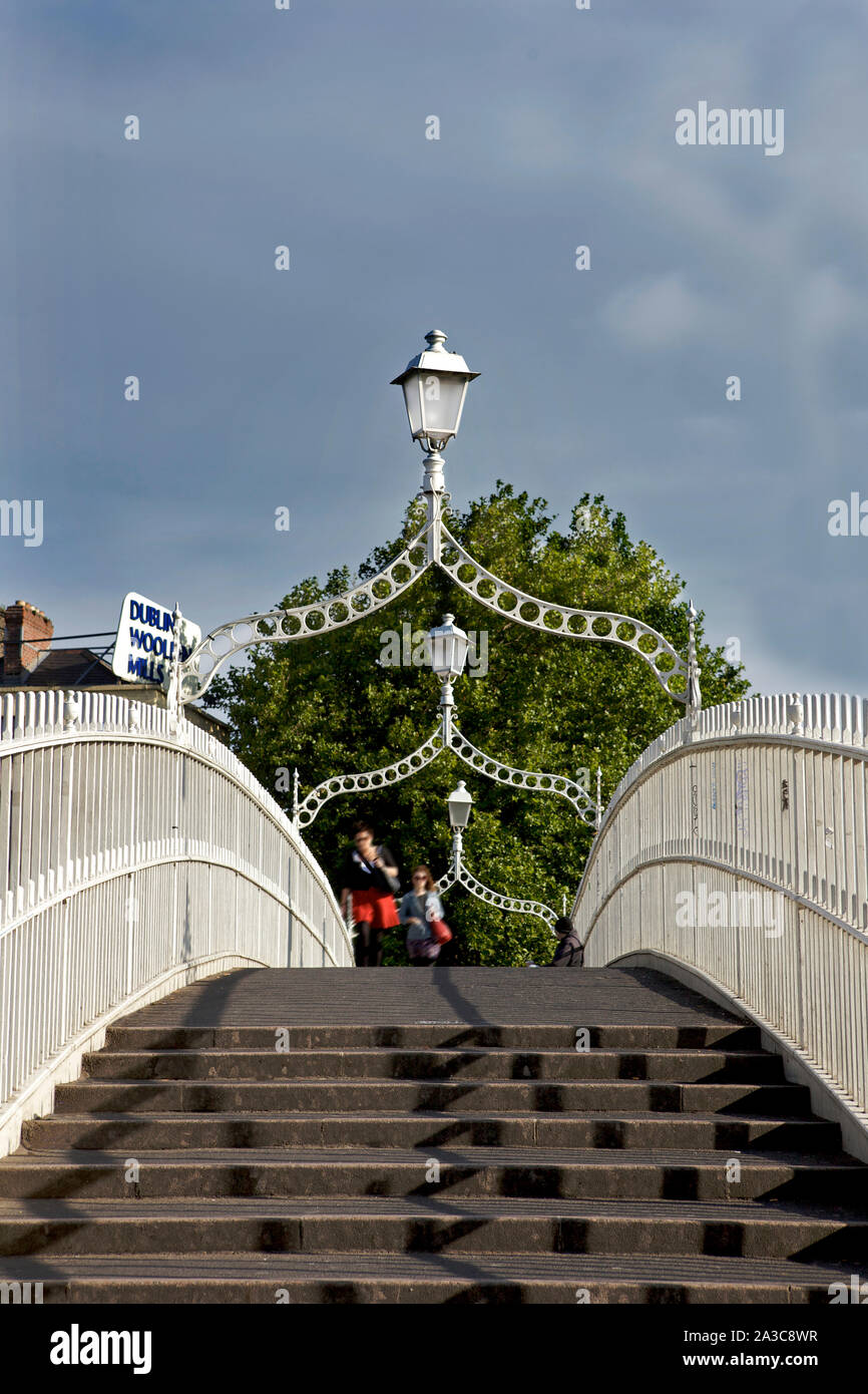 Hapenny Bridge Dublino Foto Stock