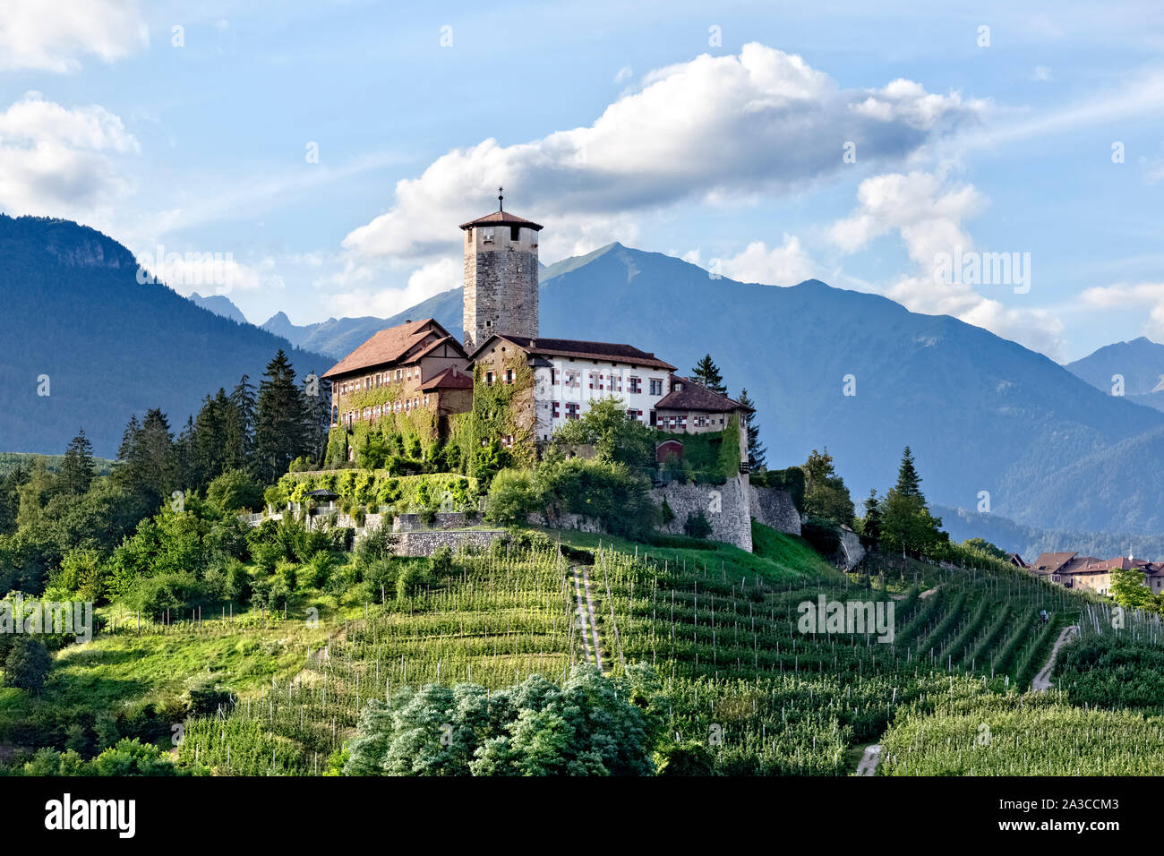 Valer castello è uno dei più famosi palazzi in Trentino. Tassullo, provincia di Trento, Trentino Alto Adige, Italia, Europa. Foto Stock