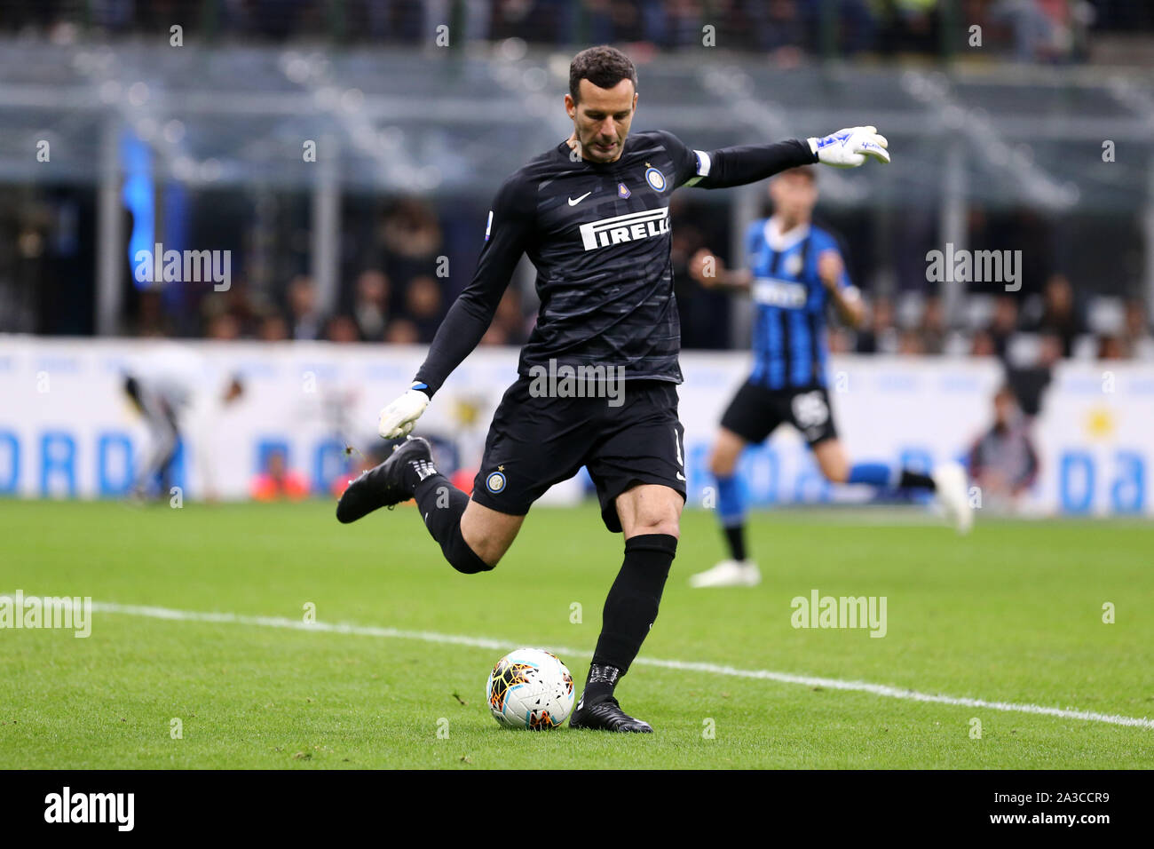 Milano. L'Italia. Il 6 ottobre 2019. Campionato italiano A. FC Internazionale vs Juventus fc. Samir Handanovic di FC Internazionale. Foto Stock