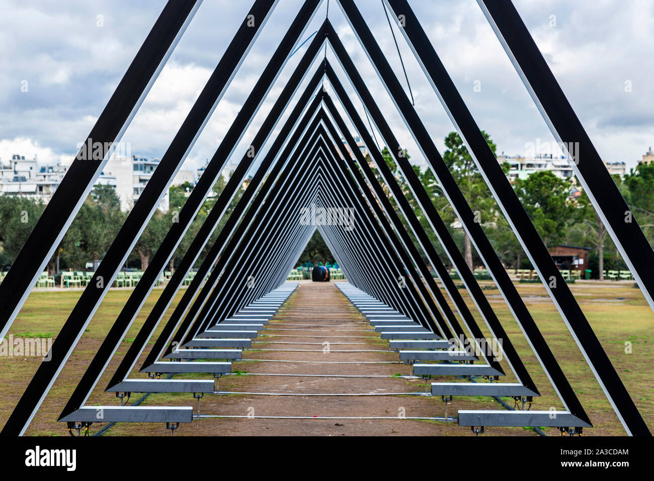 Athens, Grecia - 1 Gennaio 2019: installazioni artistiche nel parco di Stavros Niarchos Fondazione Centro Culturale (SNFCC), in Atene, Grecia Foto Stock