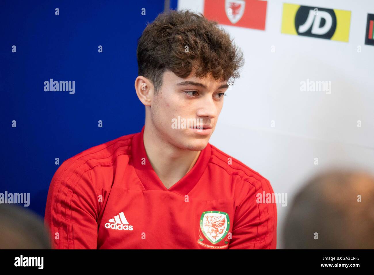 Cardiff Wales, Regno Unito, 7 ottobre 2019. Wales national football team player Daniel James durante una sessione multimediale presso il St Fagans Museo di Storia Nazionale precedendo di partite contro la Slovacchia e la Croazia. Credito: Mark Hawkins/Alamy Live News Foto Stock