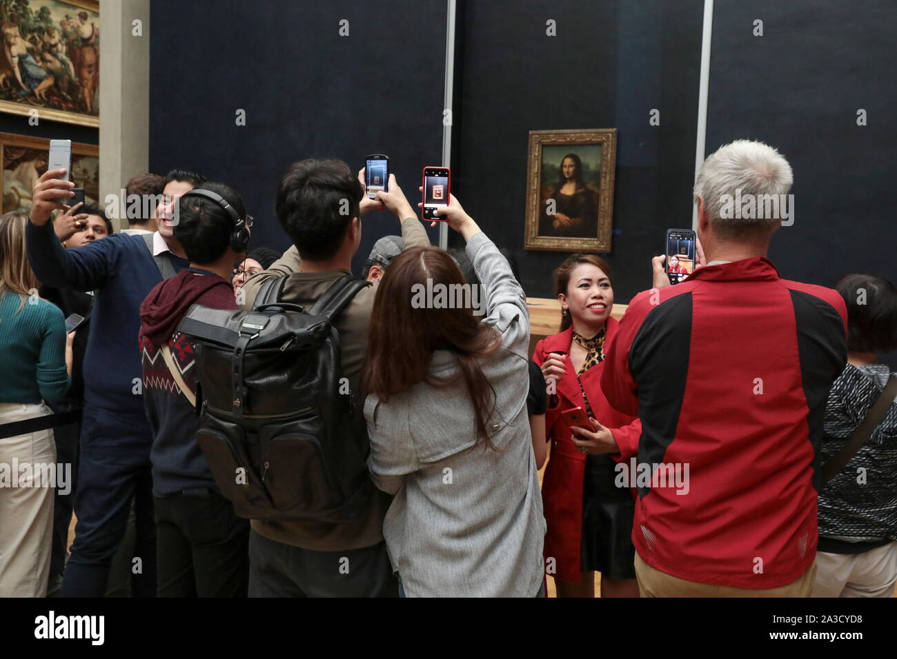 MONA LISA è stato reinstallato nella sua gallery nel museo del Louvre Foto Stock