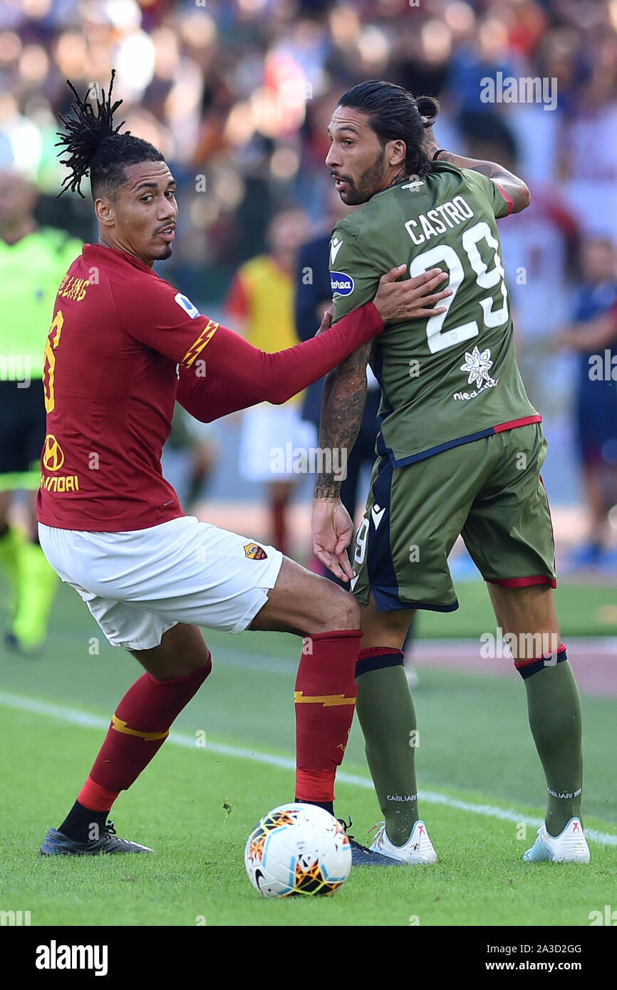 Roma, Italia. 07 ott 2019. Serie A ROMA v Cagliari Roma (Italia) Ottobre 06 2019 Chris Smalling, Lucas Castro Credit: Indipendente Agenzia fotografica/Alamy Live News Foto Stock