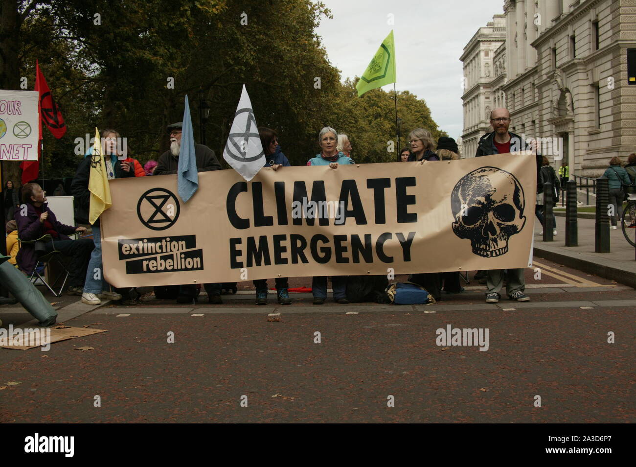 Londra, Regno Unito. 07 ott 2019, estinzione della ribellione portare il centro di Londra da un fermo, per evidenziare il cambiamento climatico. © Martin Foskett/Knelstrom Ltd/Alamy Live News Foto Stock