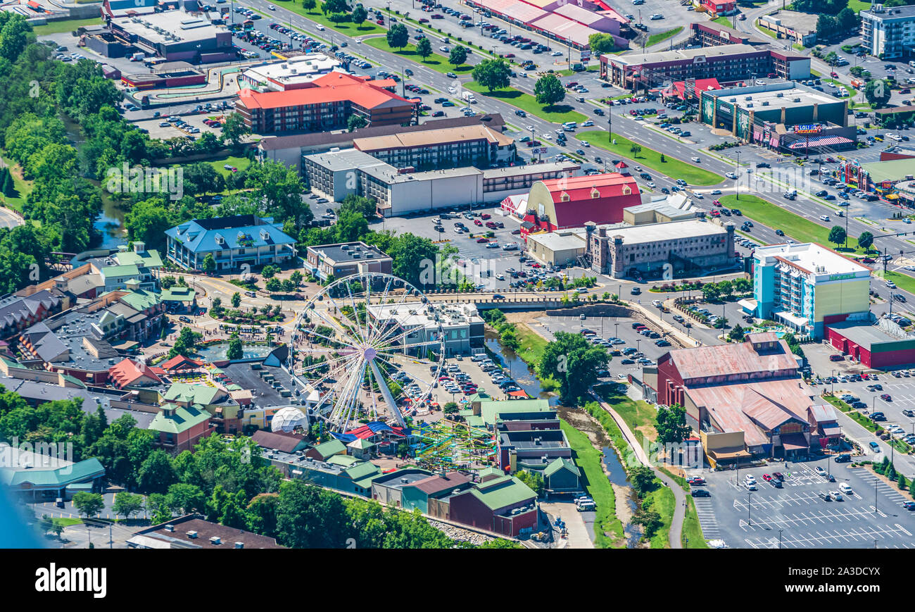 L'isola in Pigeon Forge, Pigeon Forge, Tennessee, Stati Uniti - Giugno 14, 2019: Orizzontale vista aerea dell'isola a Pigeon Forge. Foto Stock