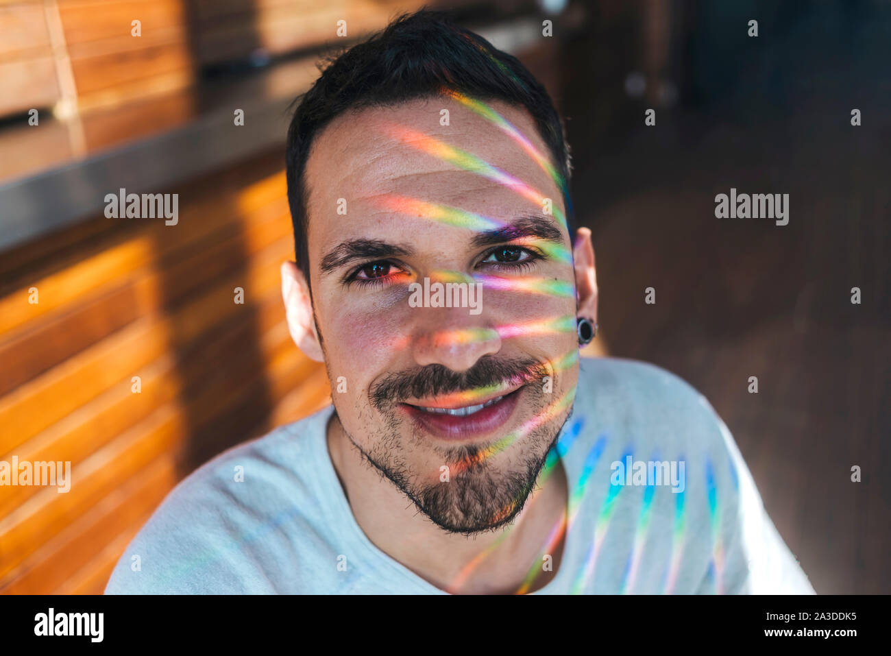 Close up ritratto di uomo serio con la barba Foto Stock