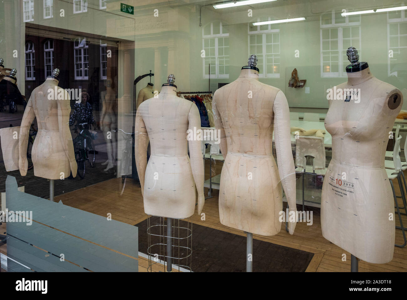 Norwich Università delle Arti di Dipartimento Moda workshop nel centro di Norwich. NUA Norwich. Foto Stock