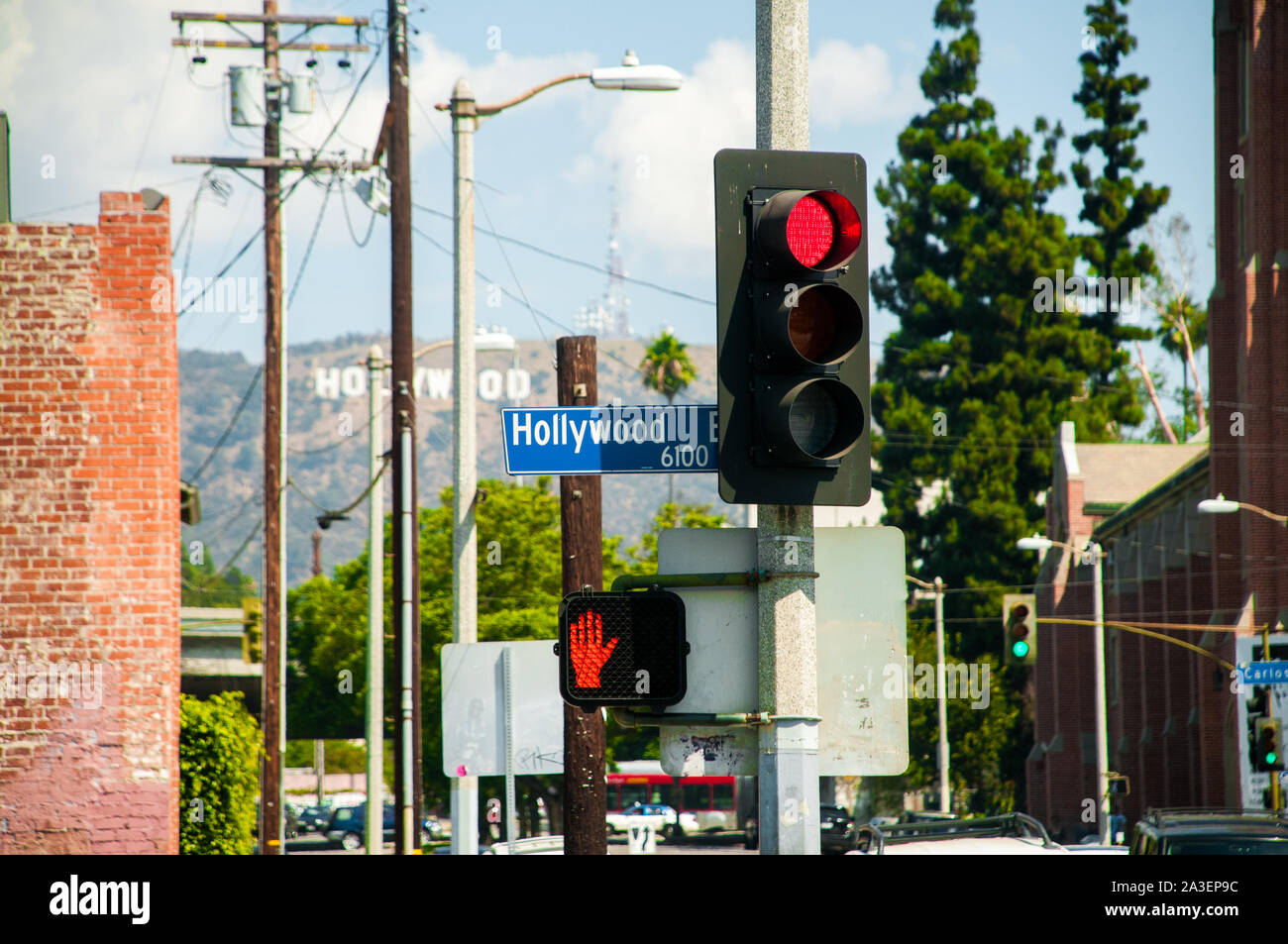 Il blue Hollywood Blvd. Cartello stradale Foto Stock