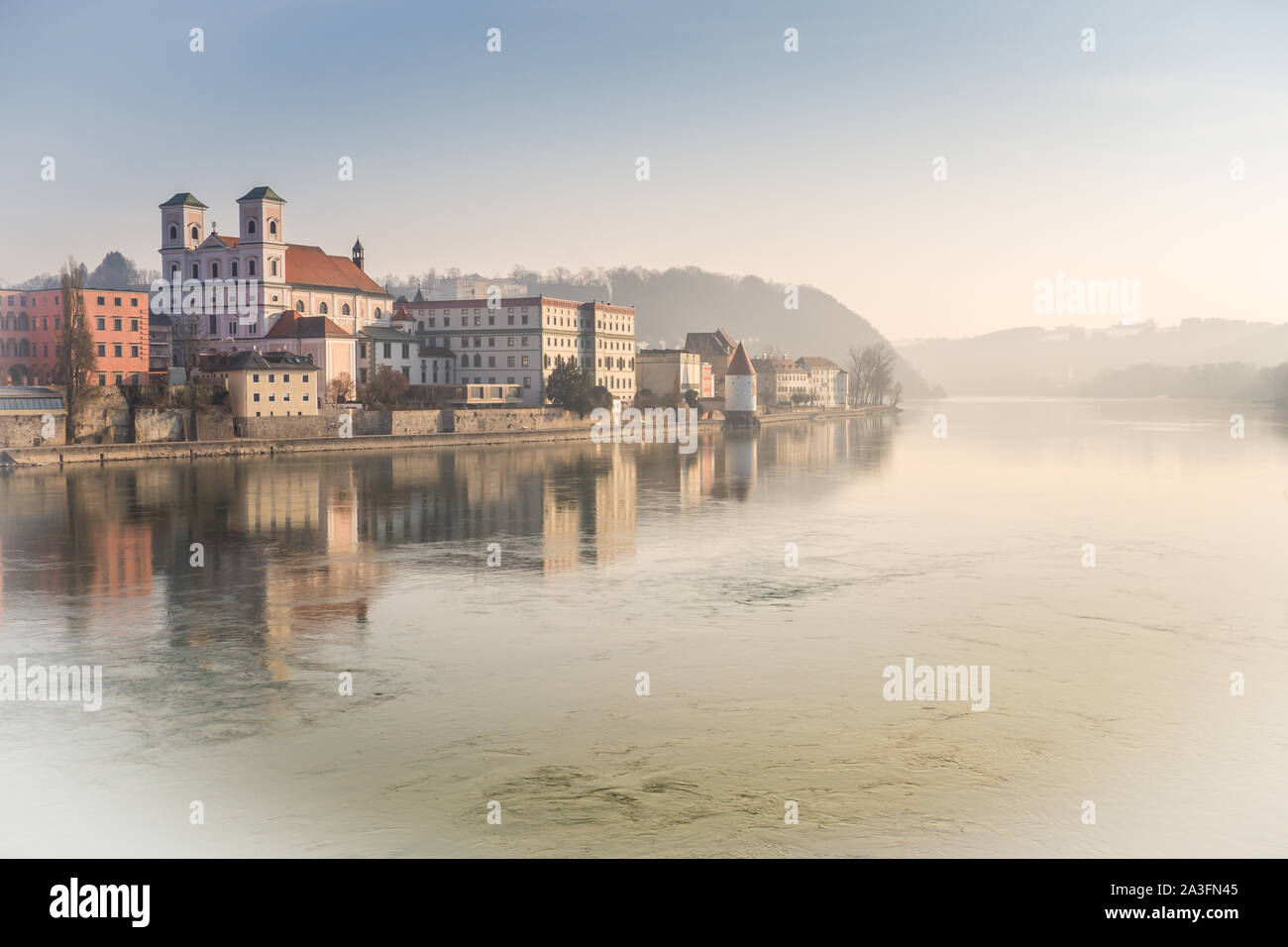 Nebbia di mattina in Passau Foto Stock