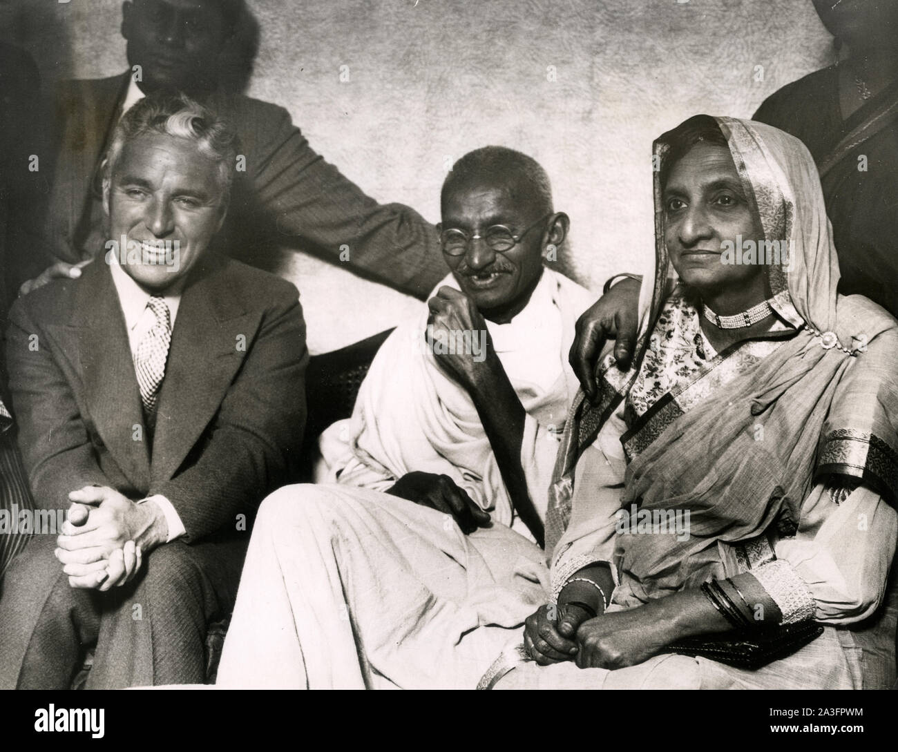 Charlie Chaplin e il Mahatma Gandhi, Londra, Inghilterra, 22 settembre 1931. Foto Stock