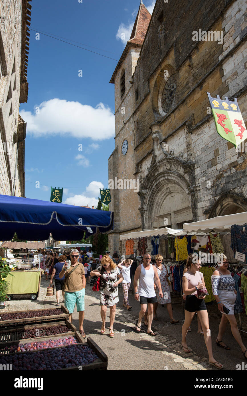 Monpazier, bastide città della regione della Dordogna fondata nel 1284 da Edward 1 di Inghilterra Foto Stock