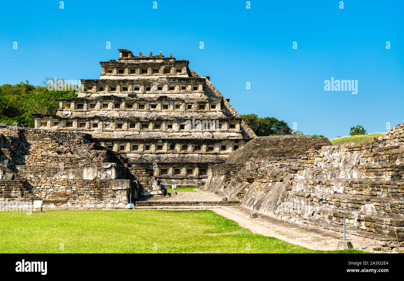Piramide delle Nicchie di El Tajin, un pre-colombiano sito archeologico nel sud del Messico Foto Stock