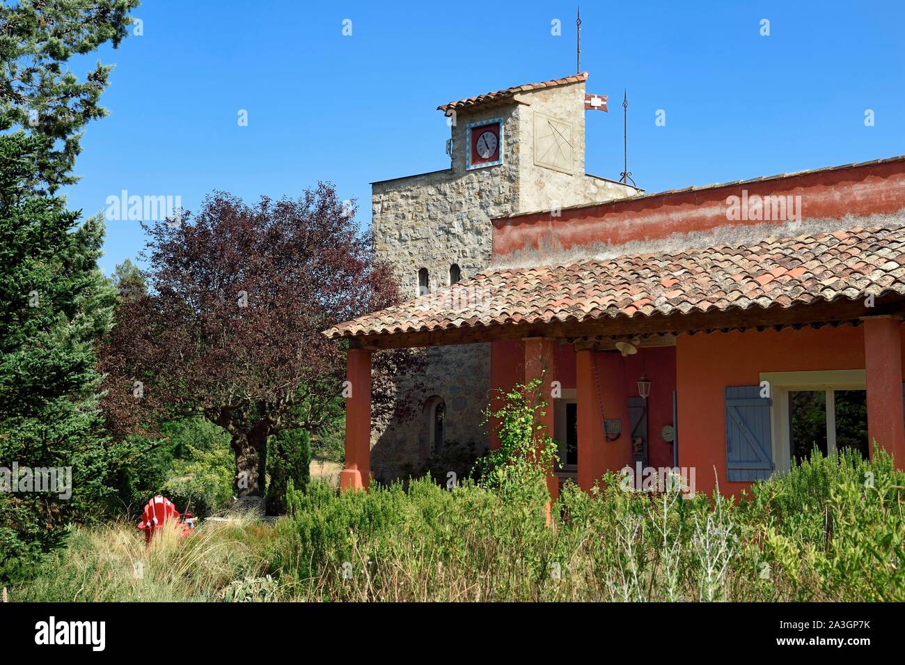 Francia, Var, Provence Verte (Provenza Verde), reggiseni villaggio accanto a Saint Maximin, Le Peyrourier - une campagne en Provence Bed and Breakfast Foto Stock