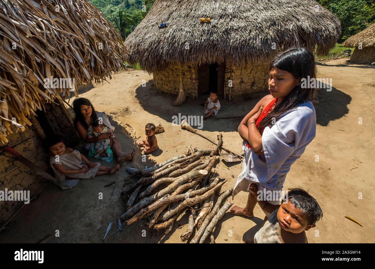 Della Colombia e della Sierra Nevada de Santa Marta, Palomino, anonimo kogi village Foto Stock