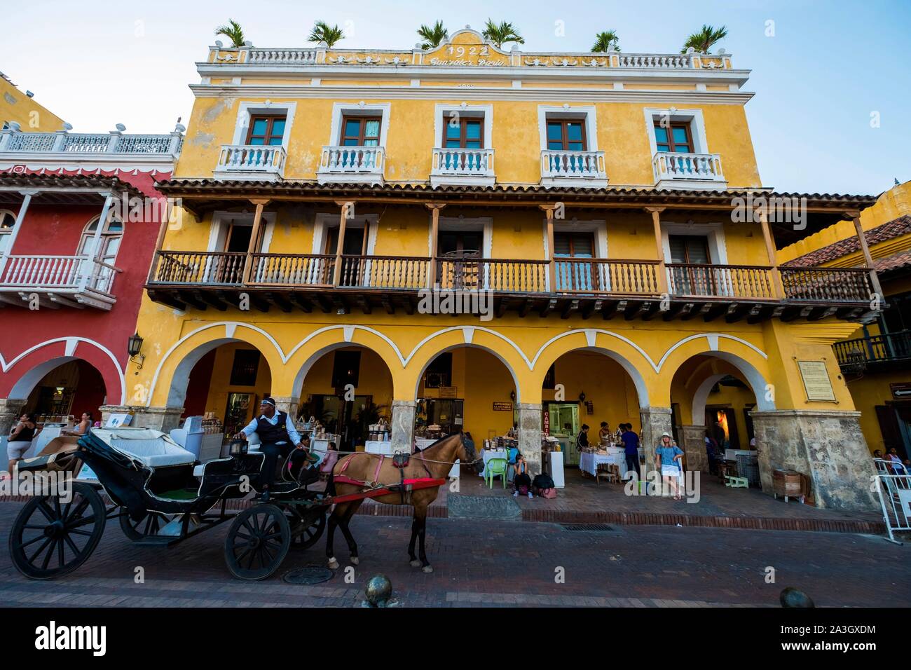 La Colombia, Dipartimento di Bolivar, Cartagena delle Indie, centro coloniale registrati Patrimonio Mondiale UNESCO bu, Plaza de Santo Domingo Foto Stock