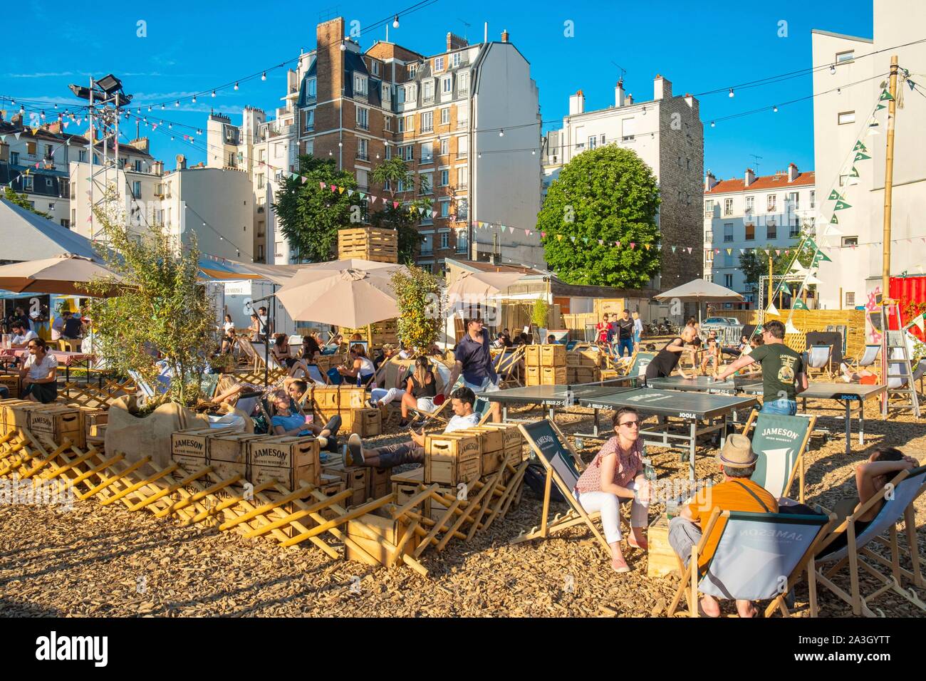 Francia, Parigi, dodicesimo arrondissement, il mercato Pop, nuovo effimero wasteland con ristoranti Foto Stock