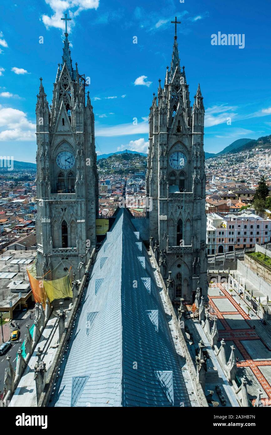 Ecuador, Quito, Basilica del Voto Nazionale, dal xix secolo, di stile neo-gotico, Salita della torre Foto Stock