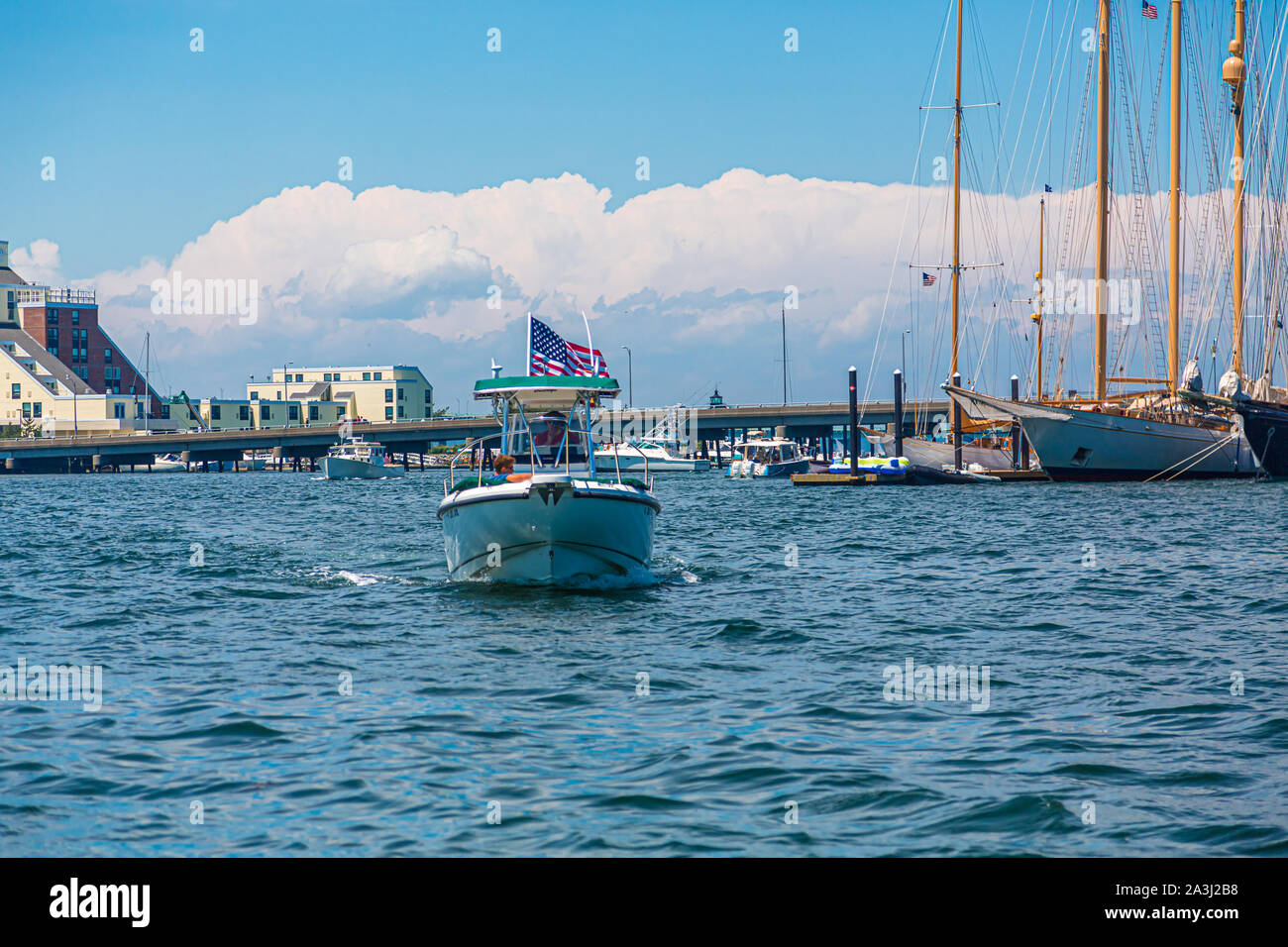 NEWPORT, Rhode Island - Luglio 8, 2017: Newport è una città di mare nel Rhode Island, è noto come una Nuova Inghilterra summer resort ed è famosa per la sua hist Foto Stock