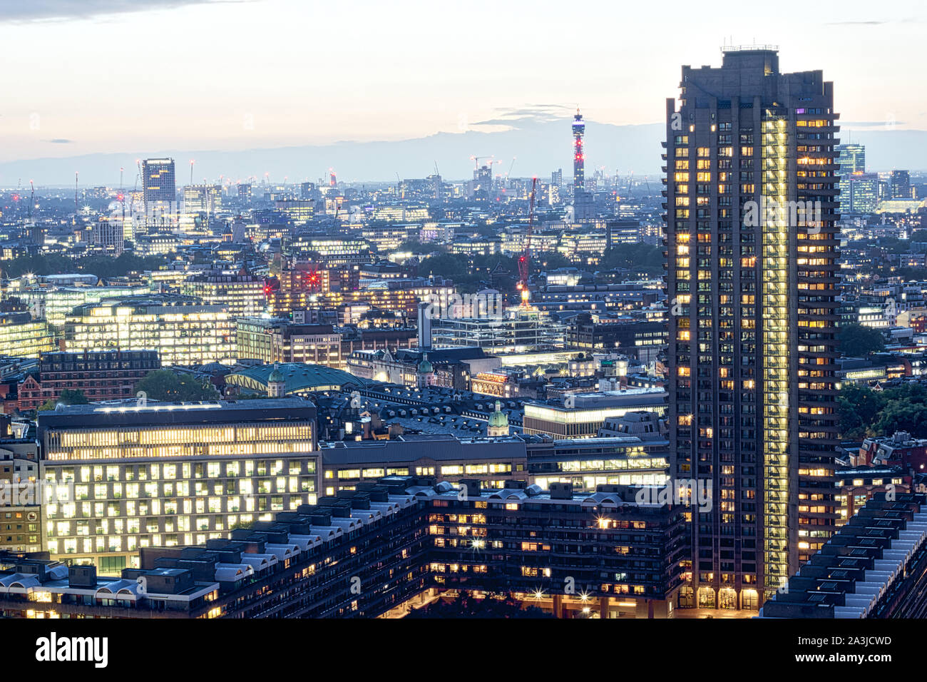 Londra dall'alto vista dalla sommità di Londra in autunno tramonto, Greater London, England, Regno Unito Regno Unito 2019 Foto Stock