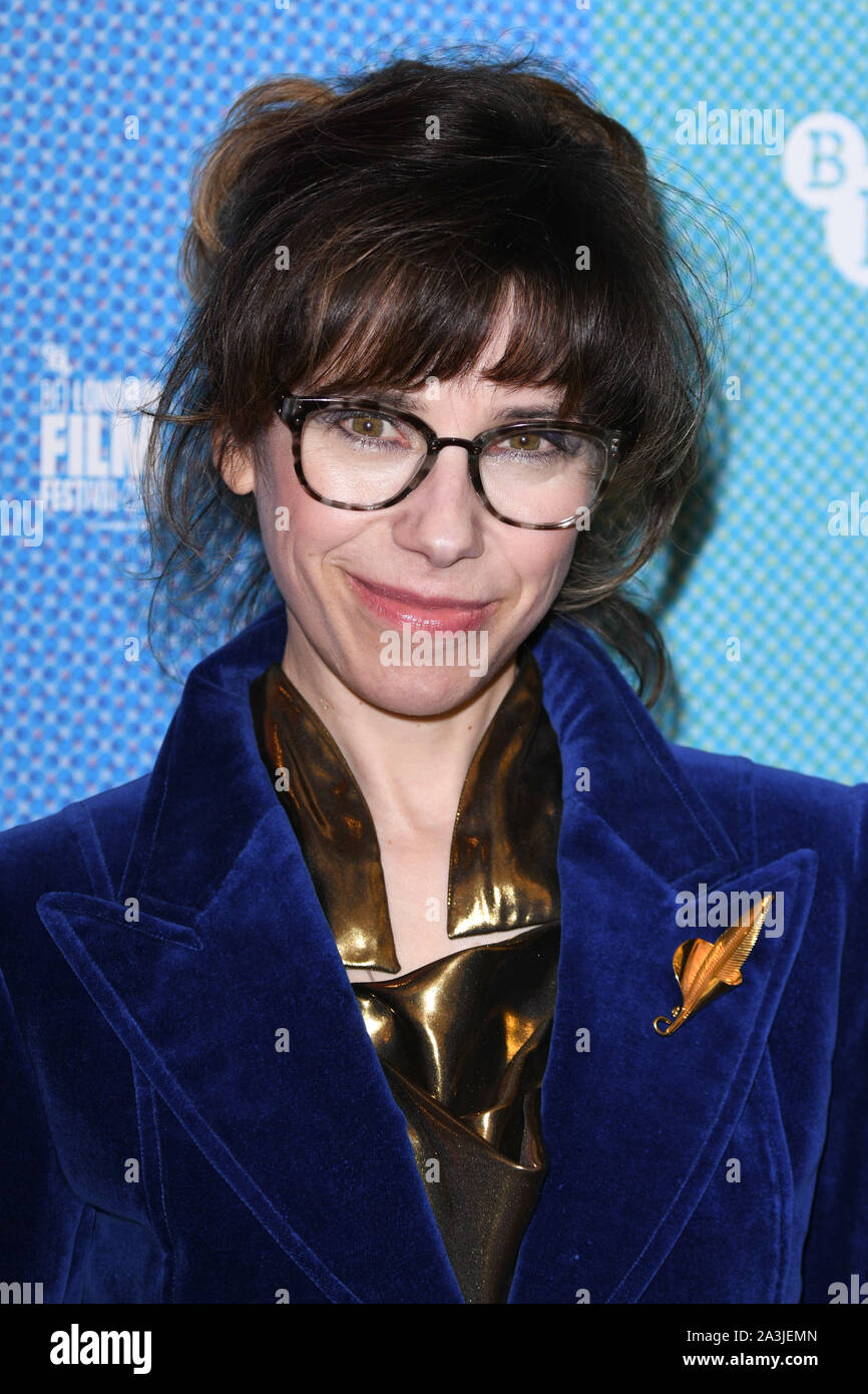 Londra, Regno Unito. 08 ott 2019. Londra, Regno Unito. Ottobre 08, 2019: Sally Hawkins in arrivo per il "eterna bellezza' di screening come parte del London Film Festival 2019 a NFT South Bank di Londra. Immagine: Steve Vas/Featureflash Credito: Paul Smith/Alamy Live News Foto Stock