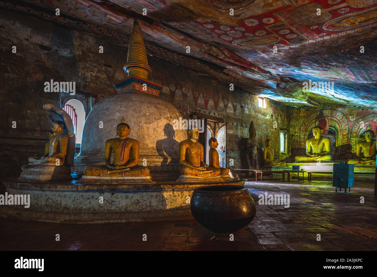 Dambulla tempio nella grotta, patrimonio UNESCO sito in sri lanka Foto Stock