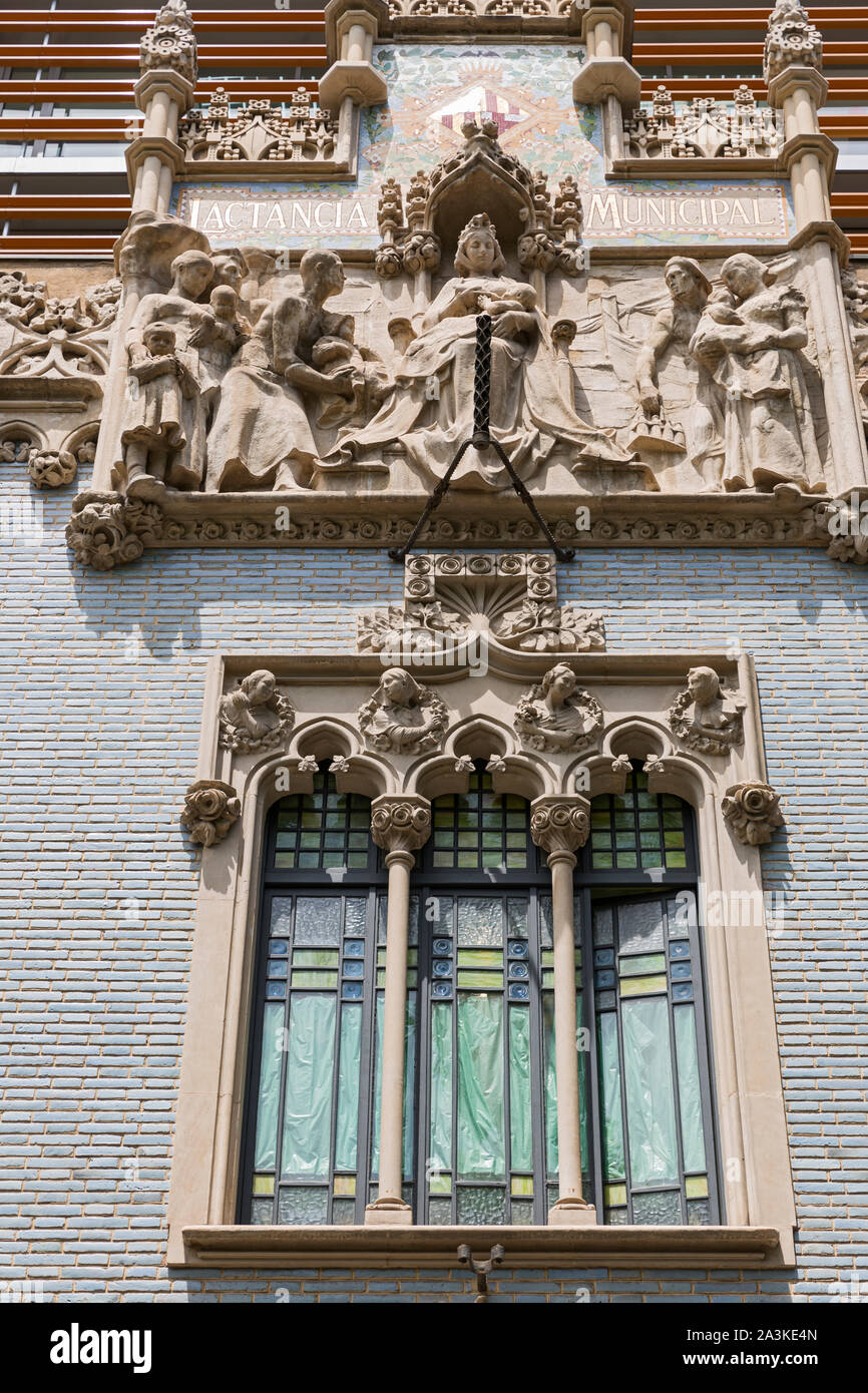 Barcellona; Gran Via de les Corts Catalanes, Hausfassade, Modernisme Foto Stock