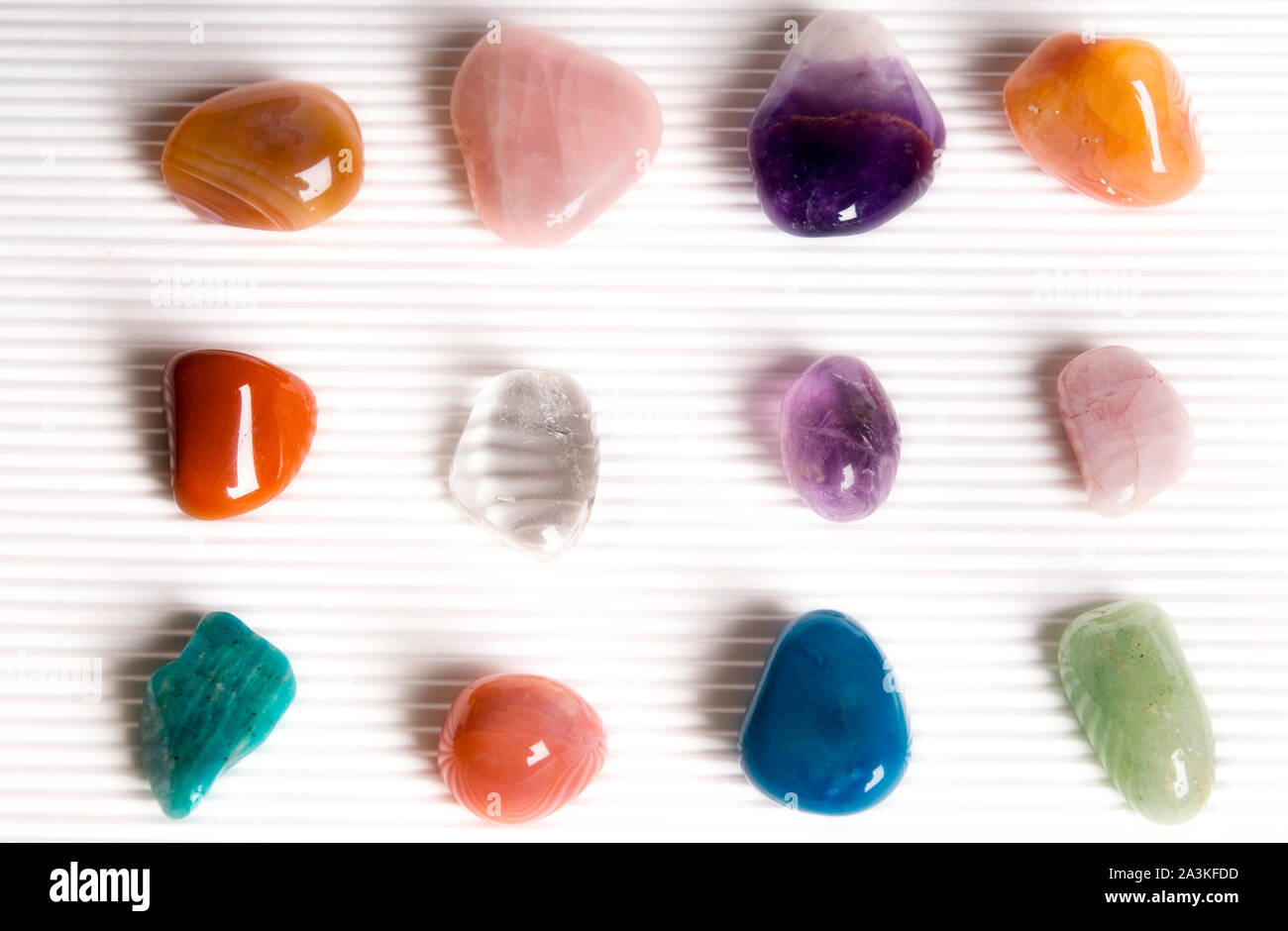 Pietre curative, Reiki e medicina alternativa, benessere e consapevolezza Foto Stock