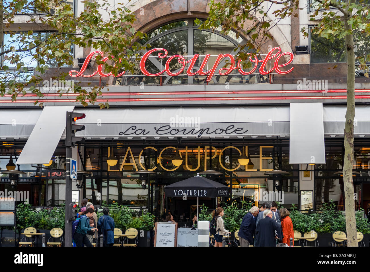 La Brasserie La Coupole di Parigi, Francia Foto Stock