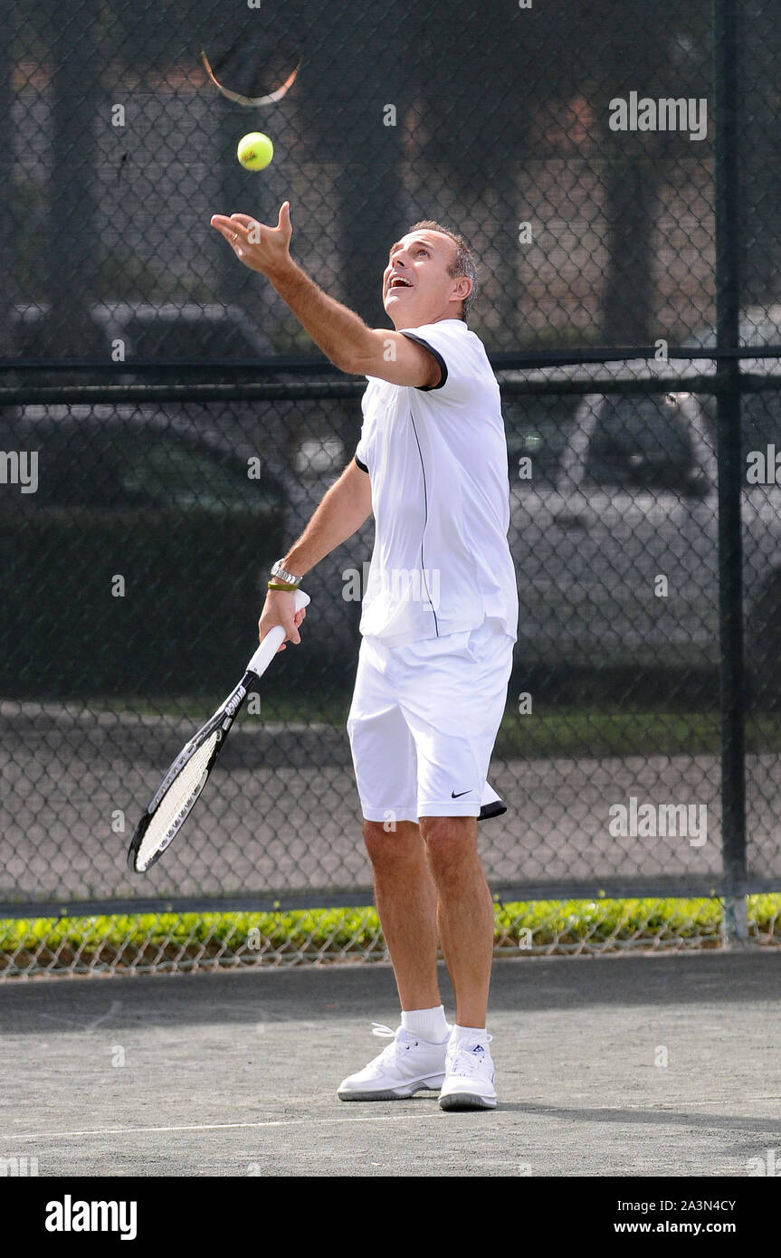 DELRAY Beach, FL - novembre 08: ospitano oggi Matt Laurer partecipare al Chris Evert/Raymond James Pro-Celebrity classico del tennis a Delray Beach Tennis Center il 8 novembre 2009 in Delray Beach, Florida Persone: Matt Lauer Foto Stock