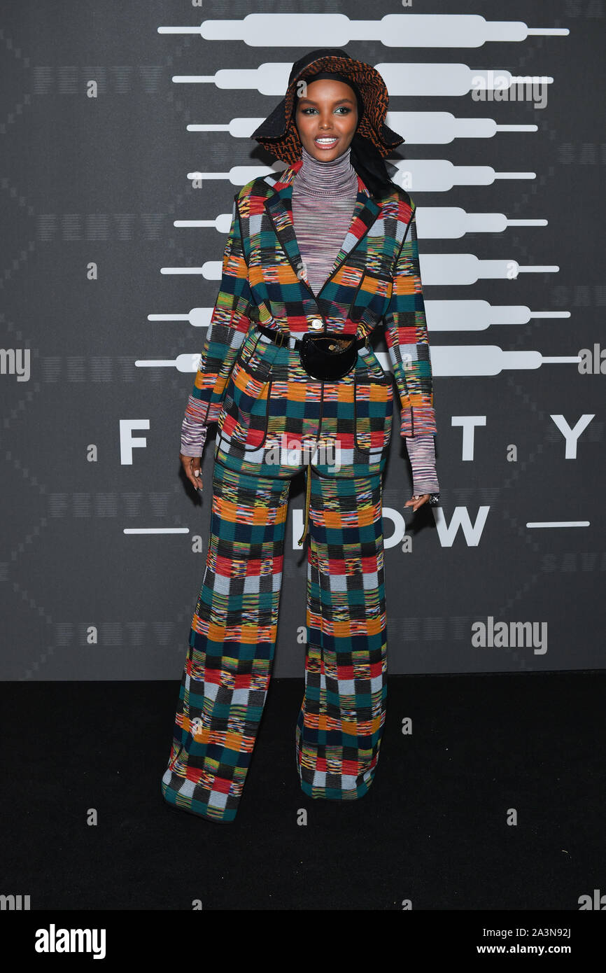 Halima Aden assiste il Savage x Fenty gli arrivi durante la settimana della moda di New York presso Barclays Center il 10 settembre 2019 a New York City. Foto Stock