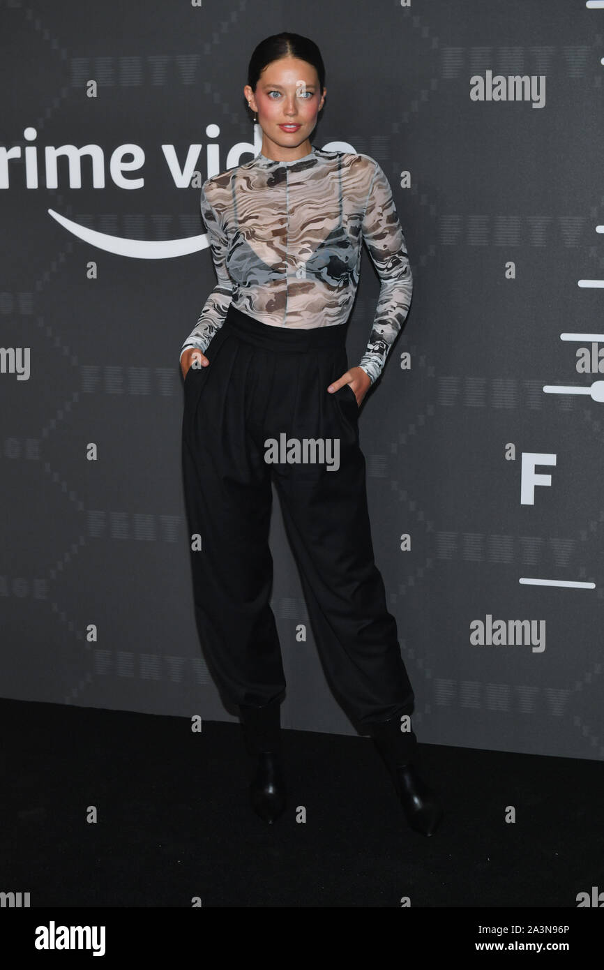 Emily DiDonato assiste il Savage x Fenty gli arrivi durante la settimana della moda di New York presso Barclays Center il 10 settembre 2019 a New York City. Foto Stock