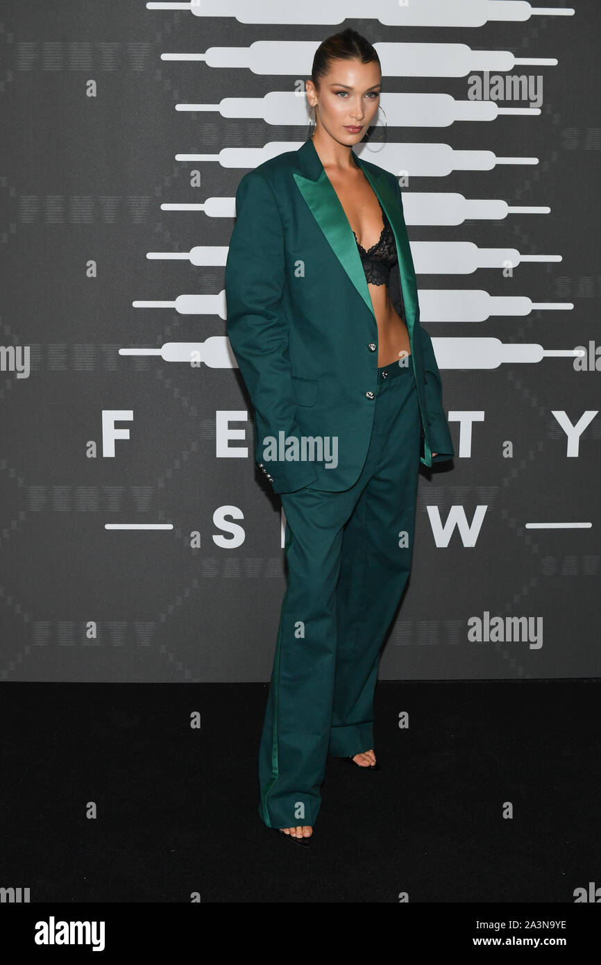 Bella Hadid assiste il Savage x Fenty gli arrivi durante la settimana della moda di New York presso Barclays Center il 10 settembre 2019 a New York City. Foto Stock