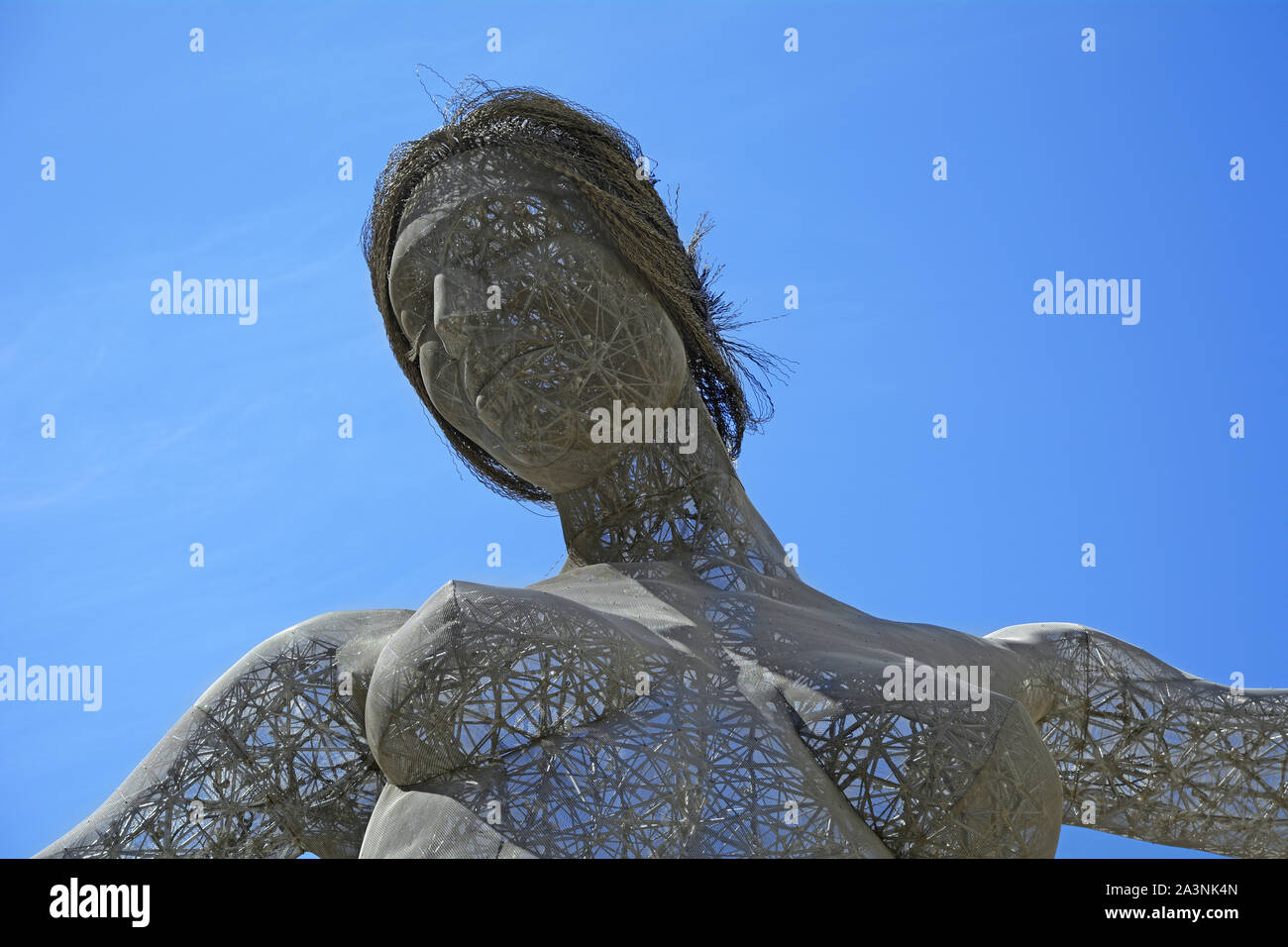 Bliss danza al parco. Las Vegas NV, STATI UNITI D'AMERICA 10-01-17. È 40-piede, 7.500 pound statua con 3.000 luci a LED Foto Stock