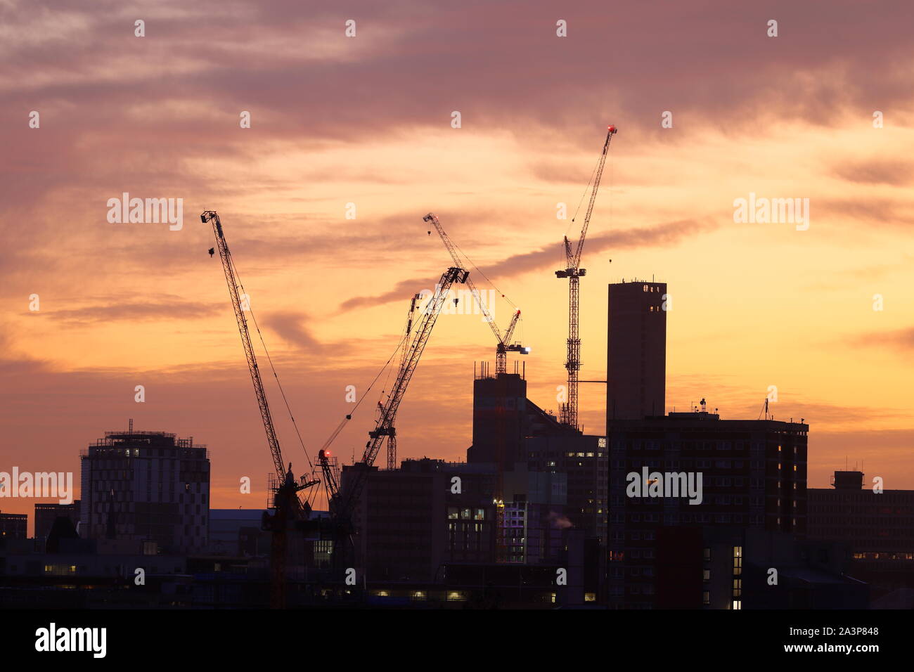Alba di leeds immagini e fotografie stock ad alta risoluzione - Alamy