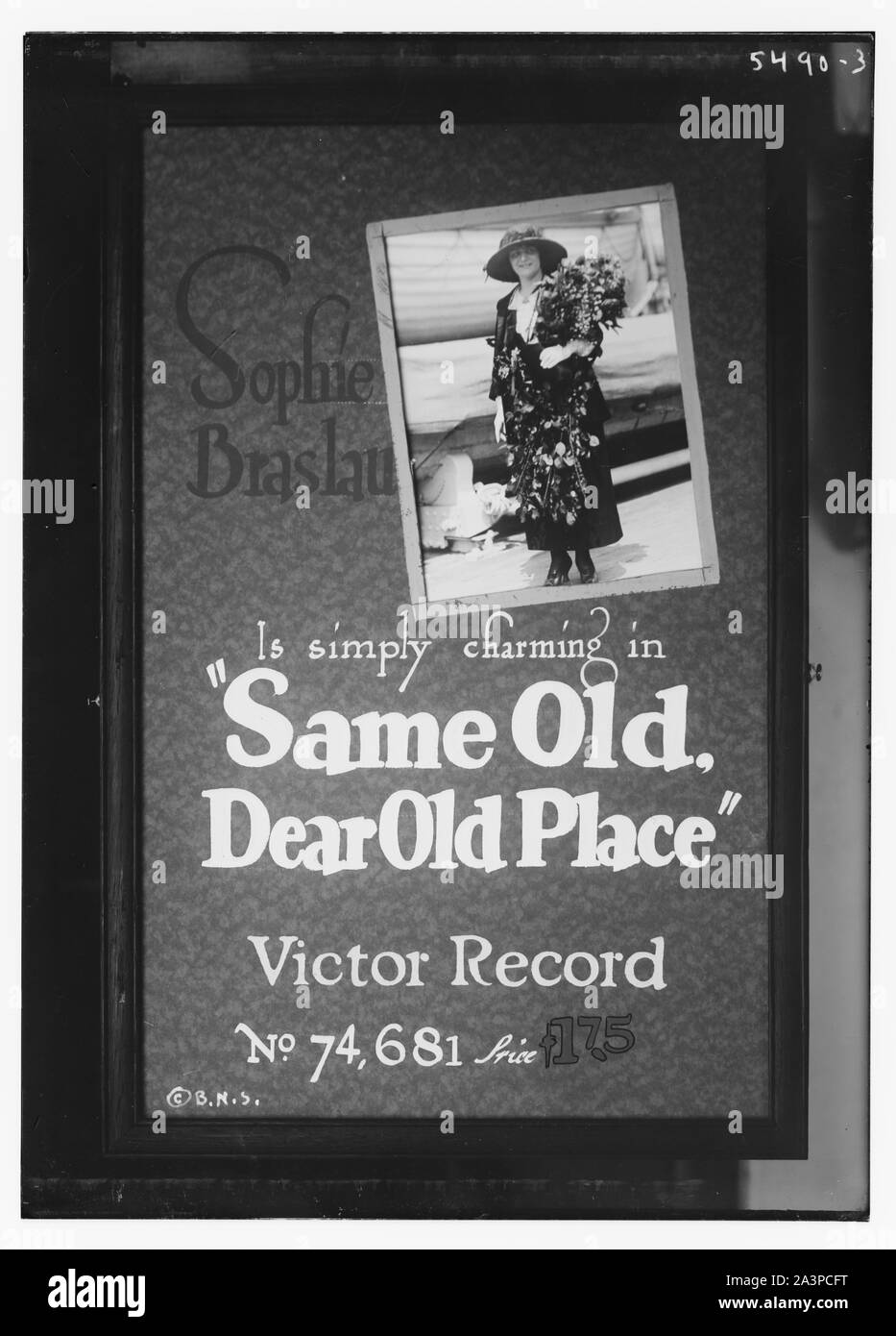 Sophie Braslau è semplicemente incantevole nella stessa il caro vecchio posto vecchio, Victor record Foto Stock