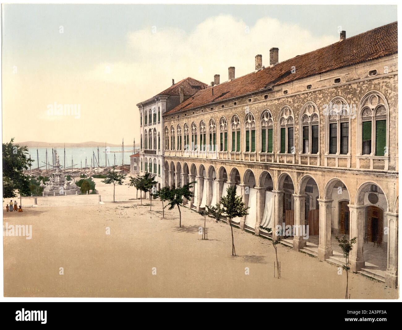 Spalato, l'Hotel de Ville, Dalmazia, Austro-Hungary stampa n. 9908. Forma parte del: viste dell'Impero Austro-ungarico nella stampa Photochrom collection. Titolo da Detroit Publishing Co., catalogo J-sezione estera, Detroit, Michigan. : Detroit Publishing Company, 1905. Foto Stock